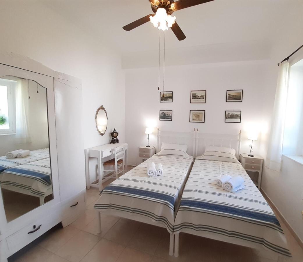 Dapia Holiday Home Σπέτσες Εξωτερικό φωτογραφία